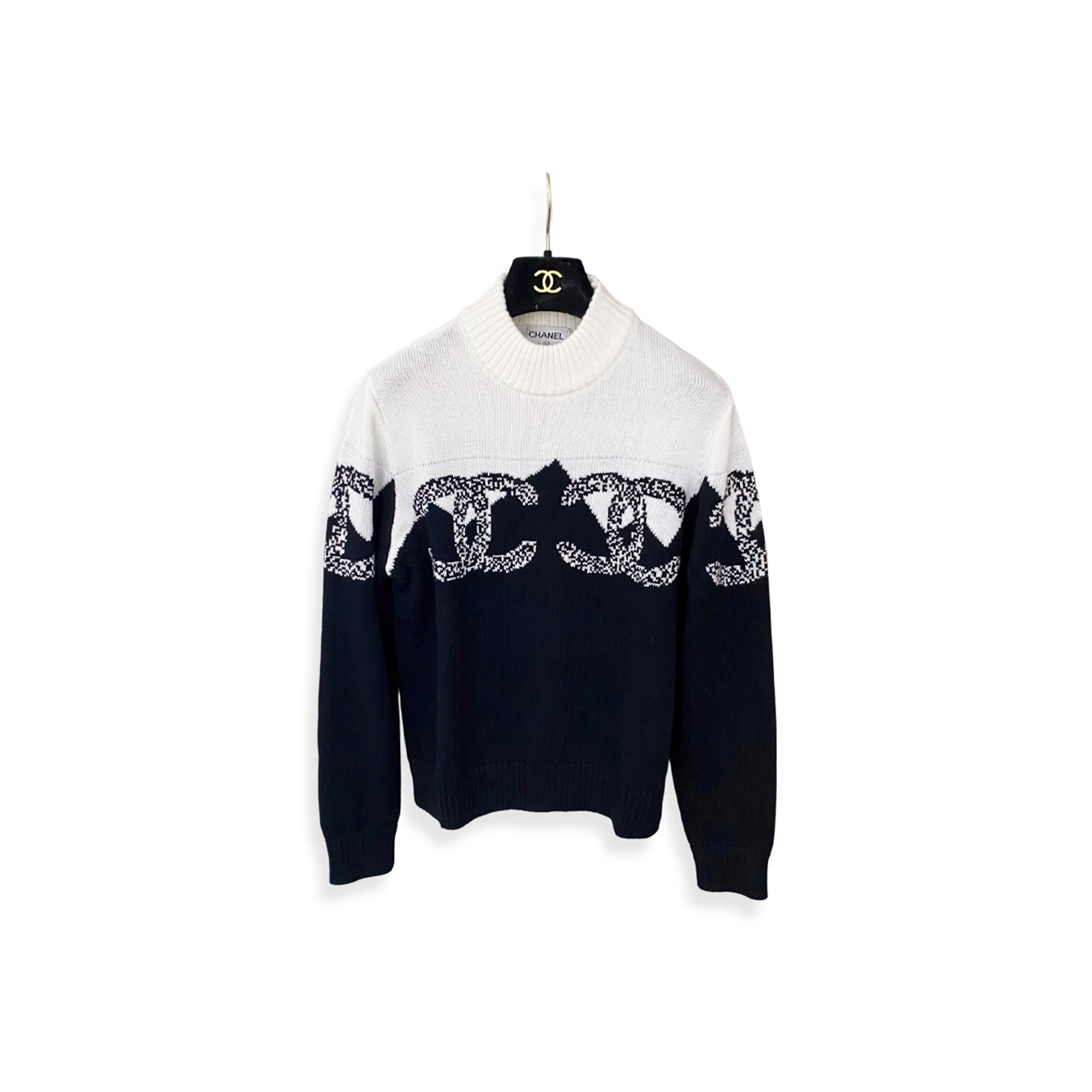 Ch**el coconeige black and white sweater